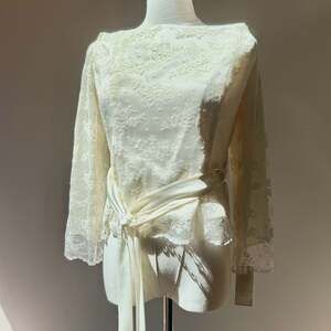 Vintage NTW Ivory Lace and Satin Peplum Corset Top